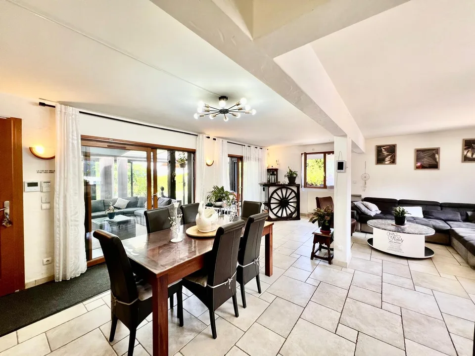 Haus mit 180 m2 und Swimmingpool