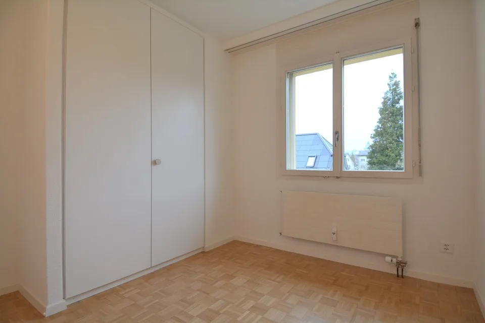 Grosszügige 5½-Zimmerwohnung mit sonnigem Balkon in Solothurn