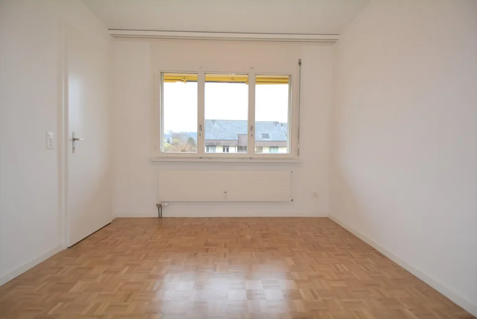 Grosszügige 5½-Zimmerwohnung mit sonnigem Balkon in Solothurn