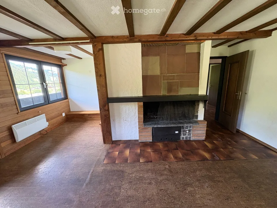 Charmante 4.5-Zimmer-Dachwohnung in Schwarzsee