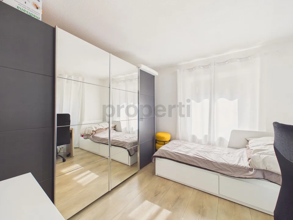 4.5 Room Villa with Pool in Roveredo GR