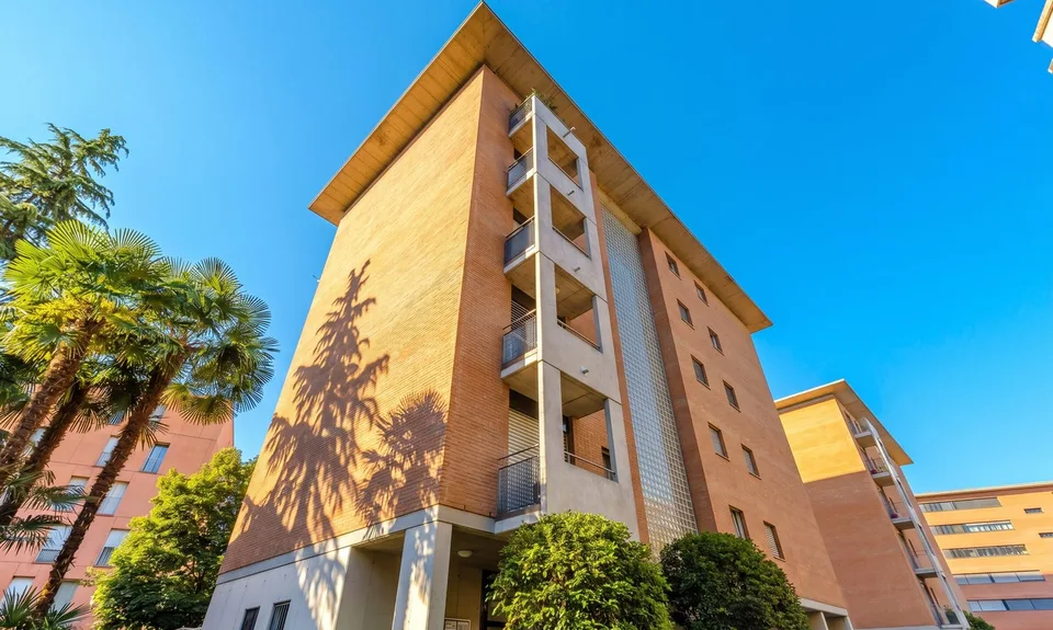 Modern and spacious 4.5-room apartment with 2 terraces in Agno