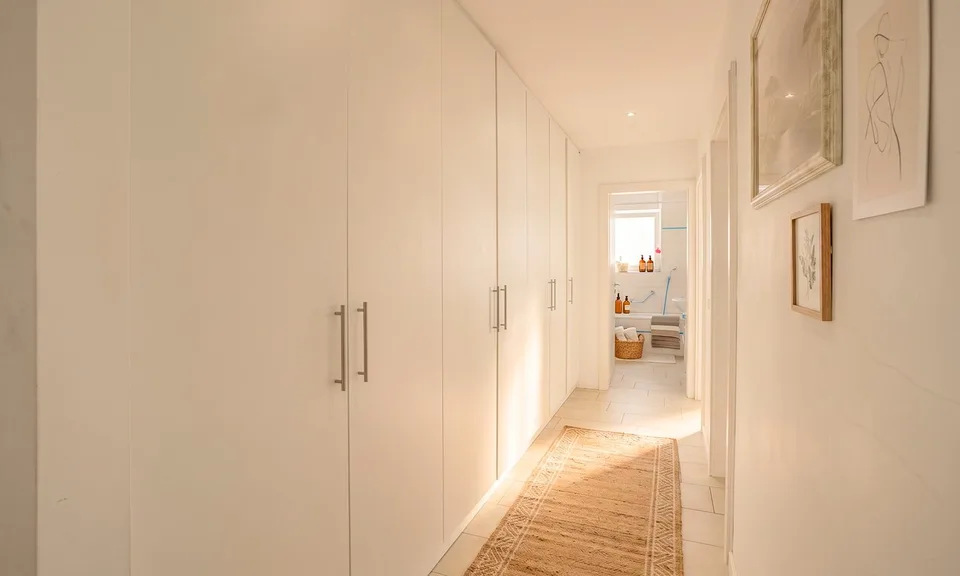 Modern and spacious 4.5-room apartment with 2 terraces in Agno