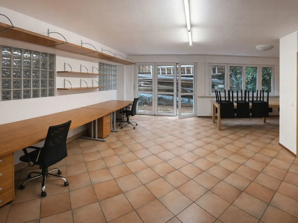 COMMERCIALE IN AFFITTO, UFFICIO/MAGAZZINO