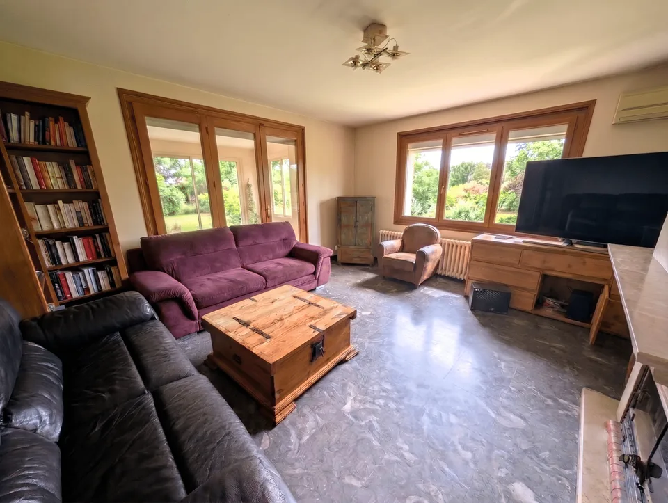 Einfamilienhaus in CROZET (01170) - 590 000 EUR FAI