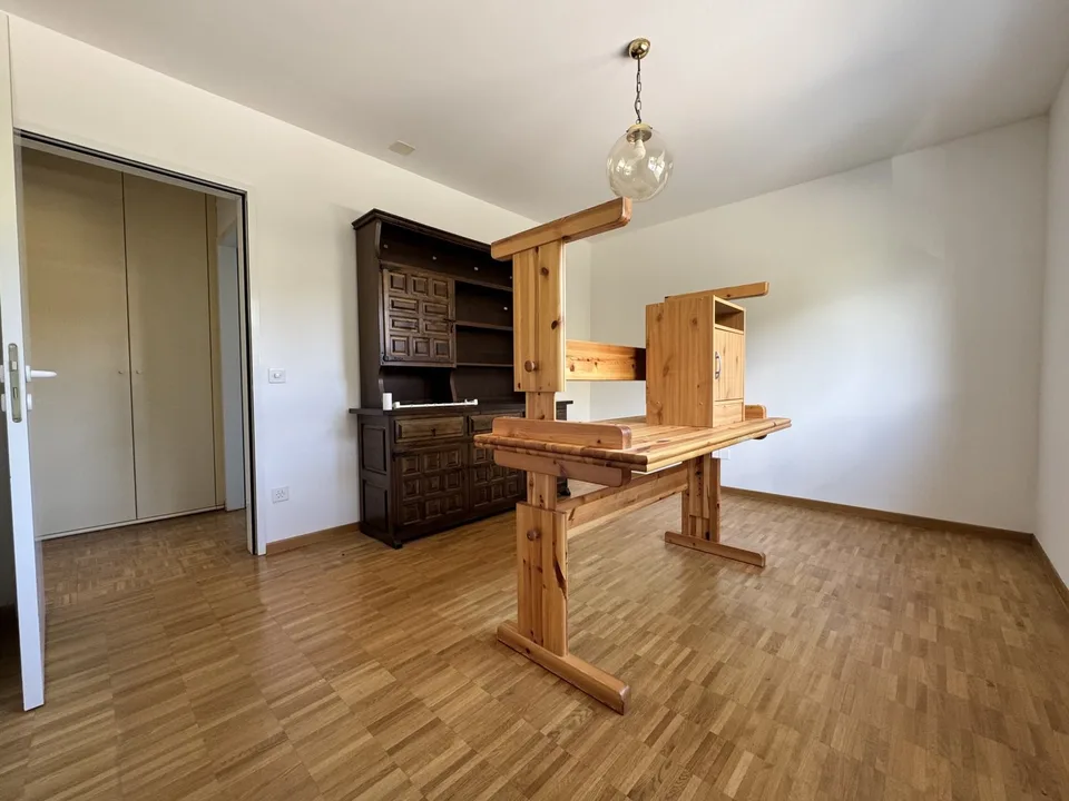 OCCASION - LUMINEUX 3.5 PIÈCES AVEC JARDIN PRIVÉ À LUGAGGIA
