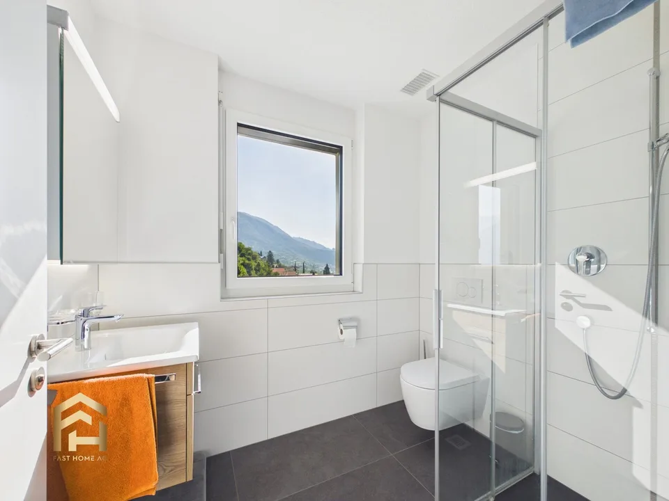 Grosszügige 5.5 Terrassenwohnung mit freiem Blick über das Rhonetal