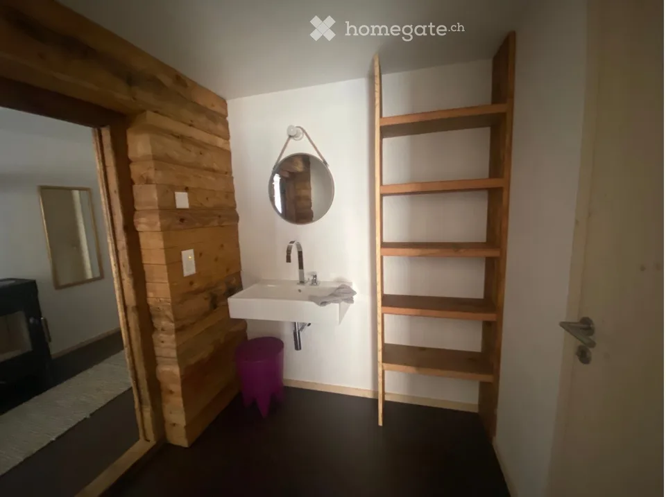 Exceptional and versatile multi-family house with horse stable