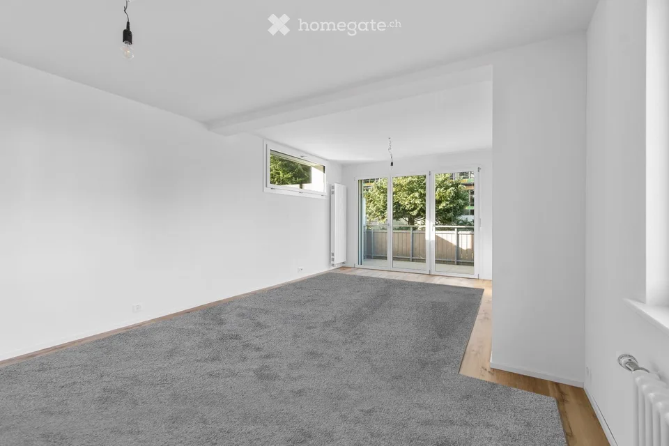 Attraktive 2.5-Zimmer-Wohnung mit Seesicht und sonnigem Balkon
