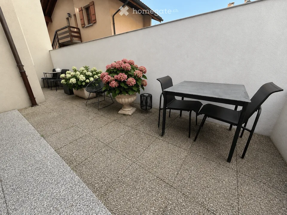 Affascinante appartamento di 2,5 locali con terrazza a Bex