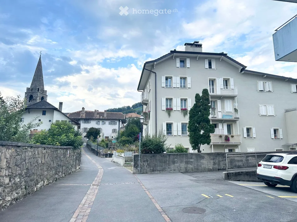 Charmant appartement de 2.5 pièces avec terrasse à Bex