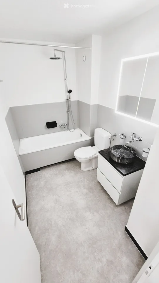 Total renovierte, trendige Wohnung im Herzen von Zürich-Altstetten!