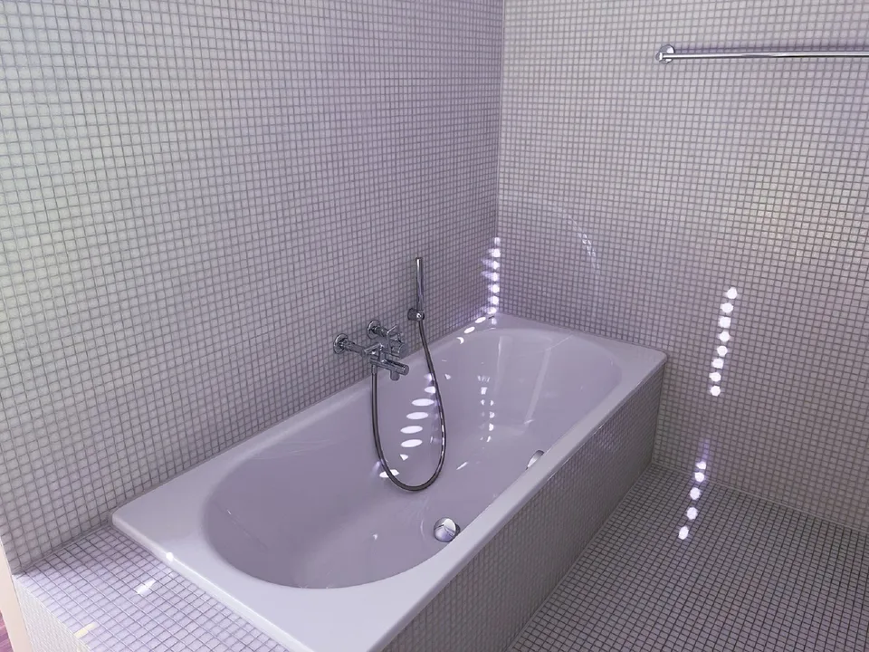 Helle 2,5-Zimmer-Wohnung mit Balkon in Binningen  sofort verfügbar!