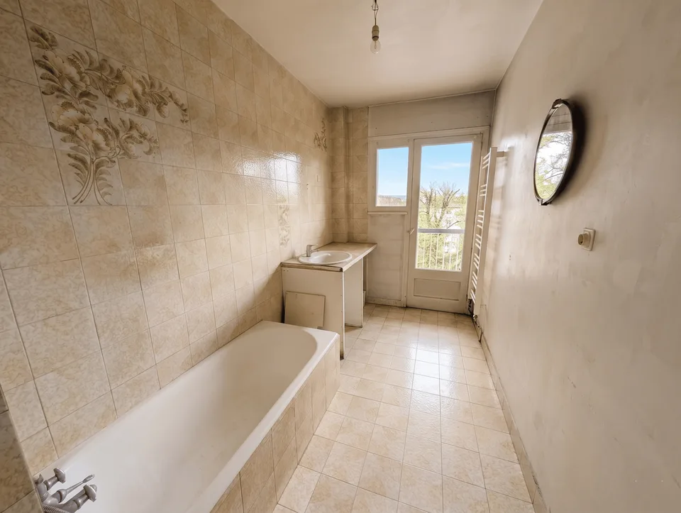 Potenziale magnifico di 130 m² con 2 terrazze, 4° piano, Annecy Le Vieux