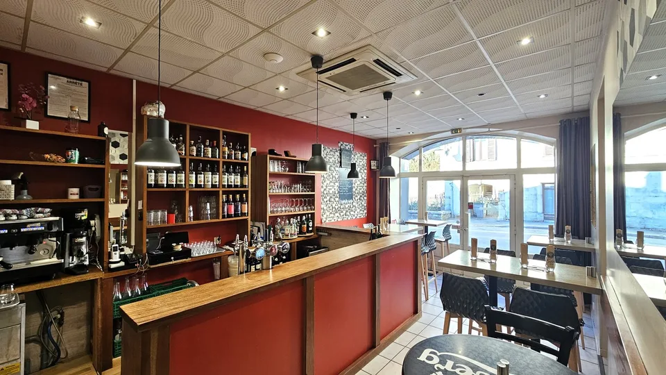 Bar-Restaurant Valserhône (01)
