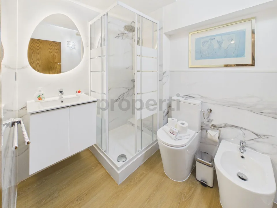 Casa bifamiliare a Viganello con vista su Lugano - ideale come residenza o investimento