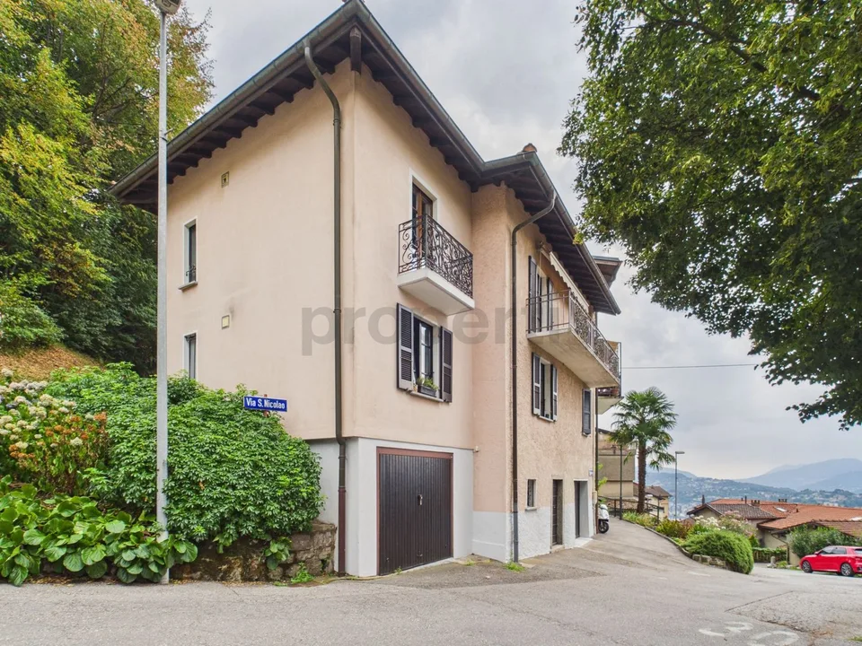 Casa bifamiliare a Viganello con vista su Lugano - ideale come residenza o investimento