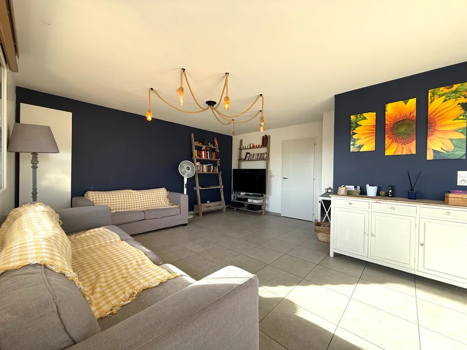 Appartement T3 en attique avec terrasse exceptionnelle à Vetraz Monthoux