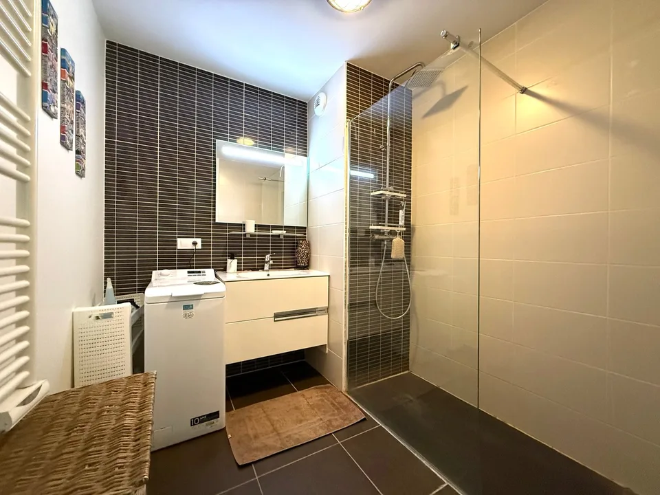 Appartement T3 en attique avec terrasse exceptionnelle à Vetraz Monthoux