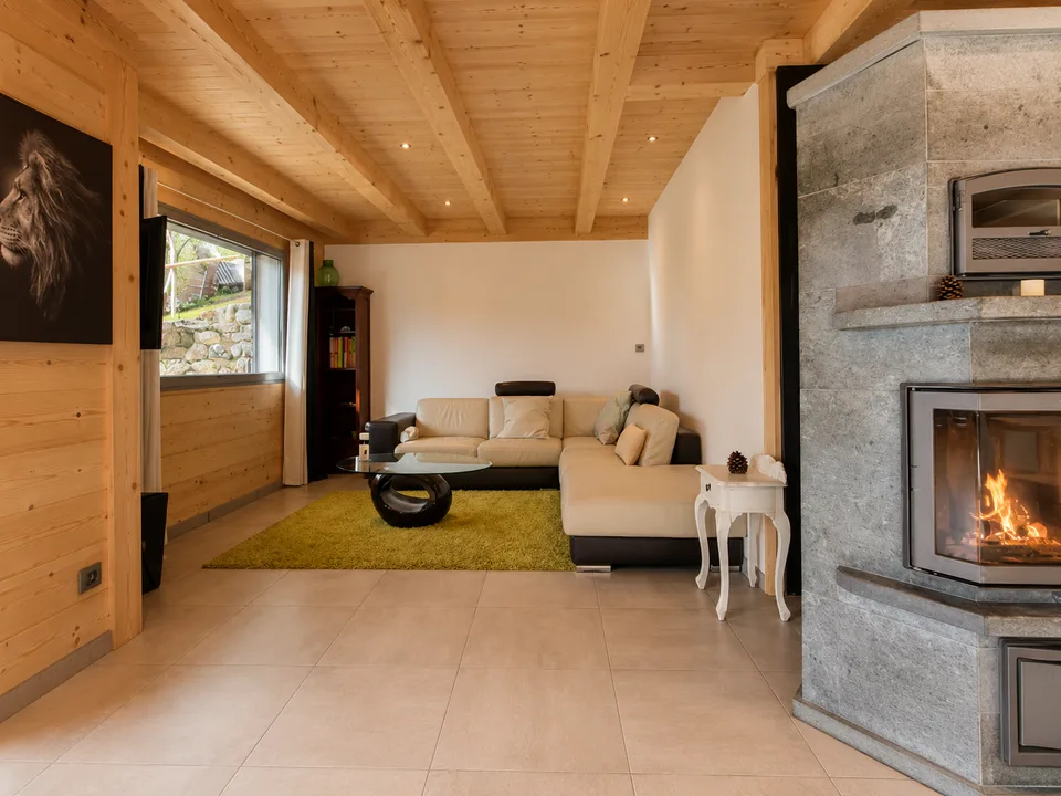 Magnifiziertes Chalet mit 110 m² Garagen und Panoramablick auf die Berge