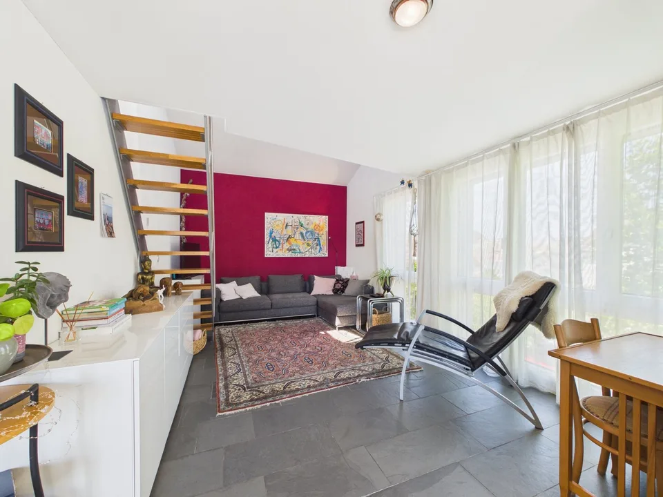 Vivere con carattere – Appartamento mansardato con due gallerie