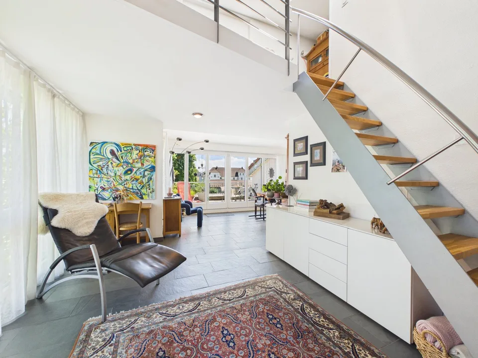 Vivere con carattere – Appartamento mansardato con due gallerie