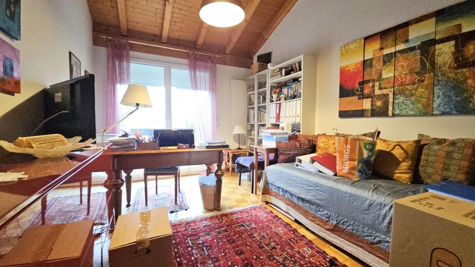 VILLA DI 5.5 LOCALI CON VISTA SUL LAGO MAGGIORE A PIANEZZO