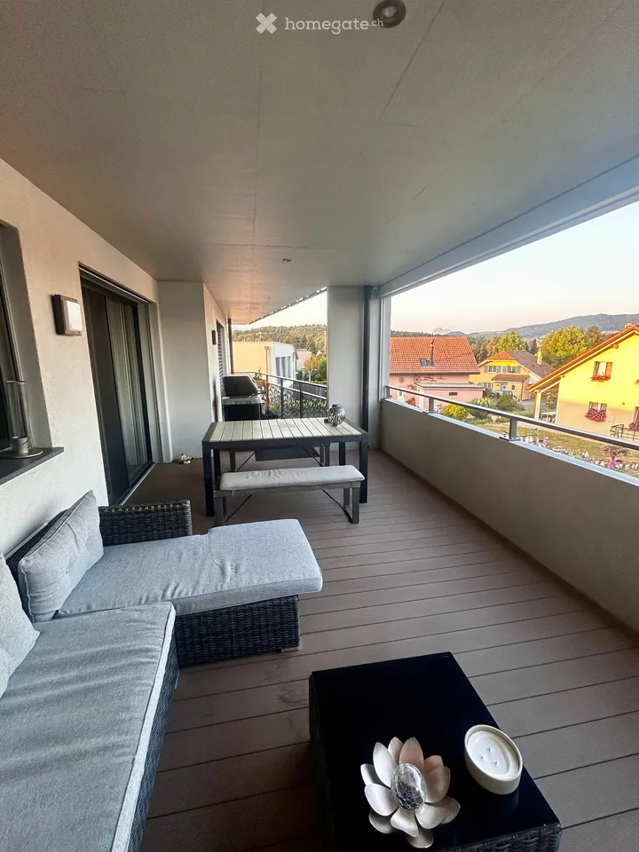 Prächtige 5 1/2 Zimmer Wohnung in Corpataux