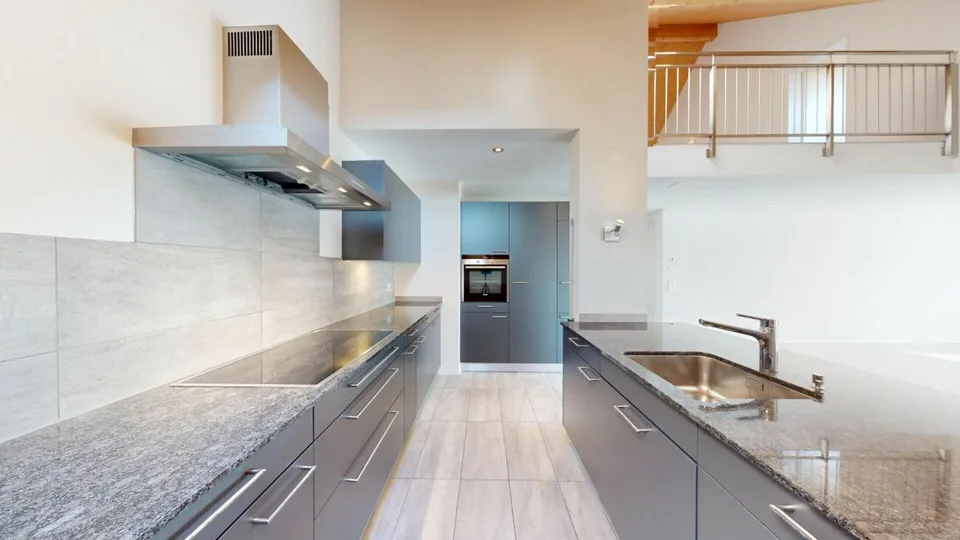 Wohnen wie im Einfamilienhaus: 5.5-Zimmer-Maisonette auf 168 m² nahe der Aare