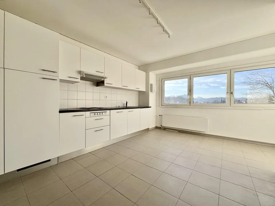 Büro-Atelier Gewerberaum in Bedano zu vermieten