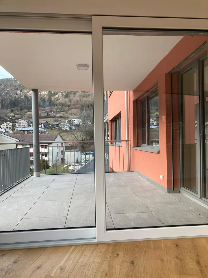 Appartement 2.5 pièces moderne à Waldenburg - Nouveau bâtiment avec confort