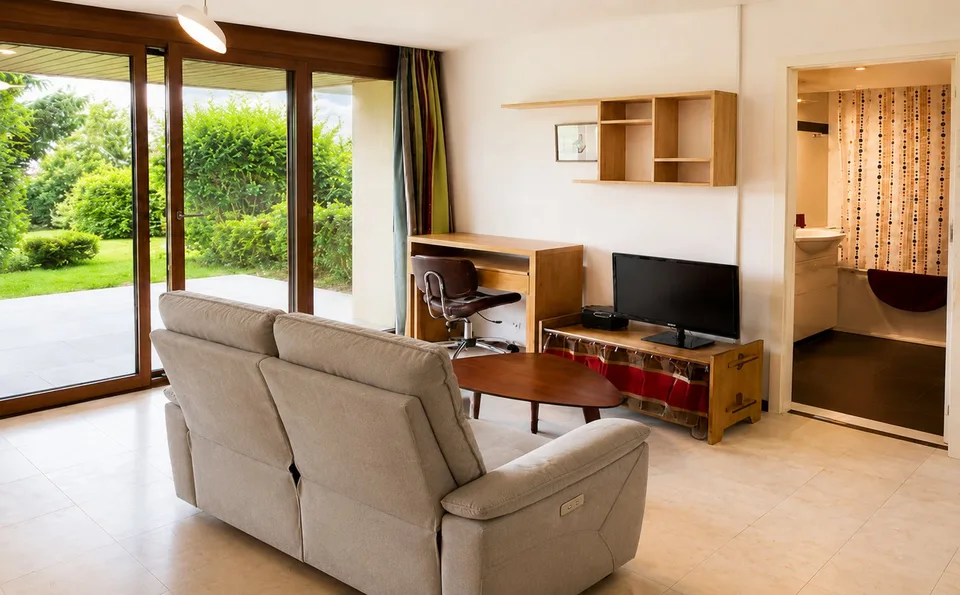 Selten in Saint-Sulpice VD – Elegantes 2,5-Zimmer-Wohnung mit Terrasse ausgestattet und möbliert