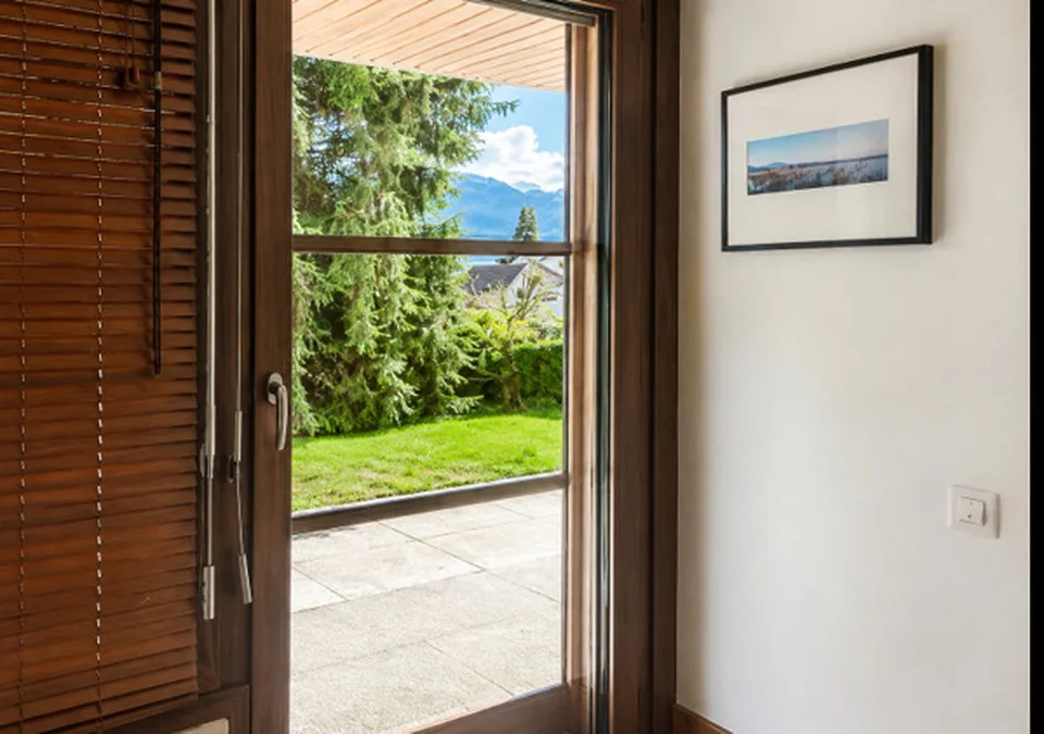 Selten in Saint-Sulpice VD – Elegantes 2,5-Zimmer-Wohnung mit Terrasse ausgestattet und möbliert