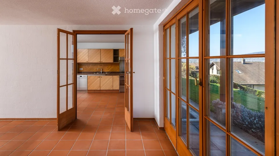 Grosszügige 3.5-Zimmer-Wohnung mit Garten und Seesicht in Wädenswil