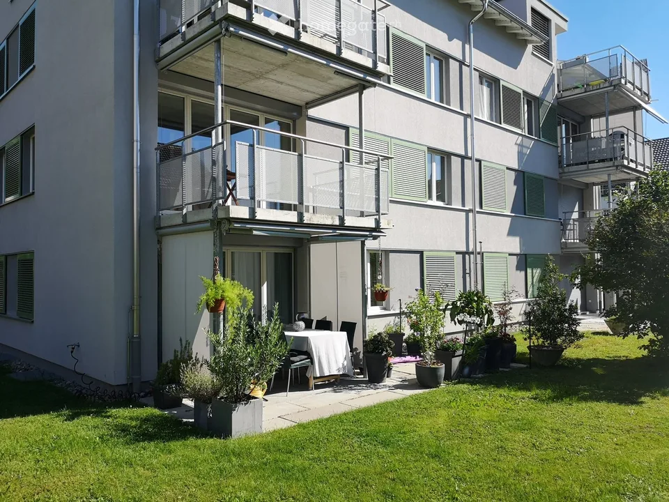 Ruhige, sonnige 2-Zimmer-Wohnung mit Balkon, ab 1. Oktober 2026 oder nach Vereinbarung