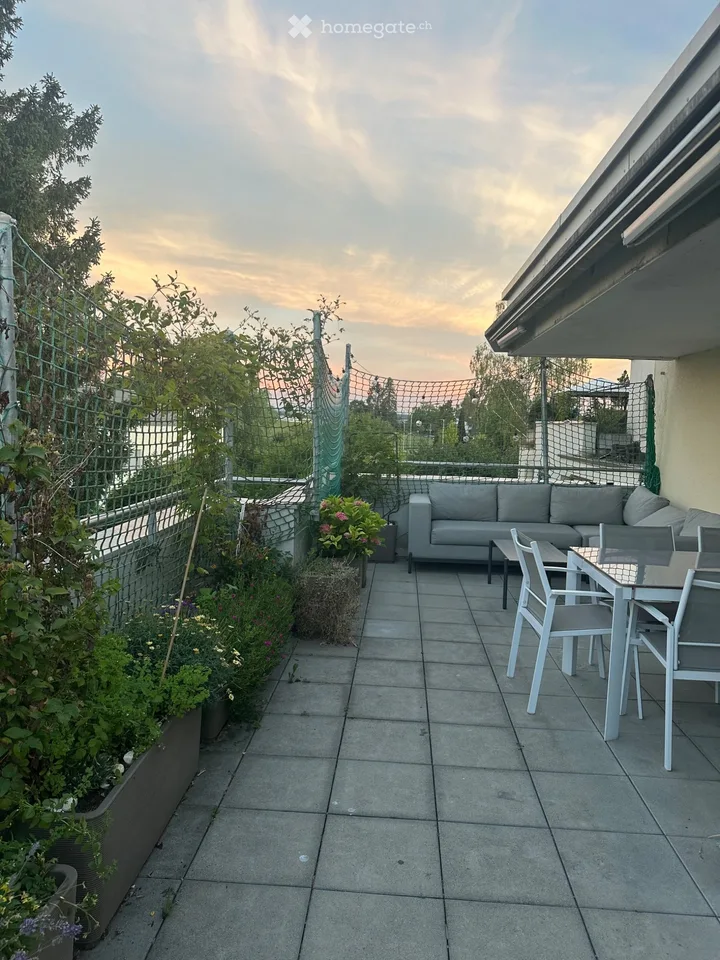 Grosszügige 7-Zimmer-Wohnung in Hochfelden