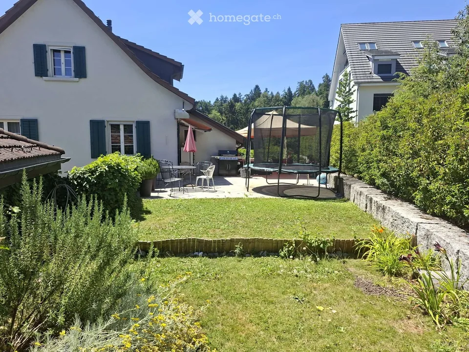 Einfamilienhaus mit abgenommener Werkstatt