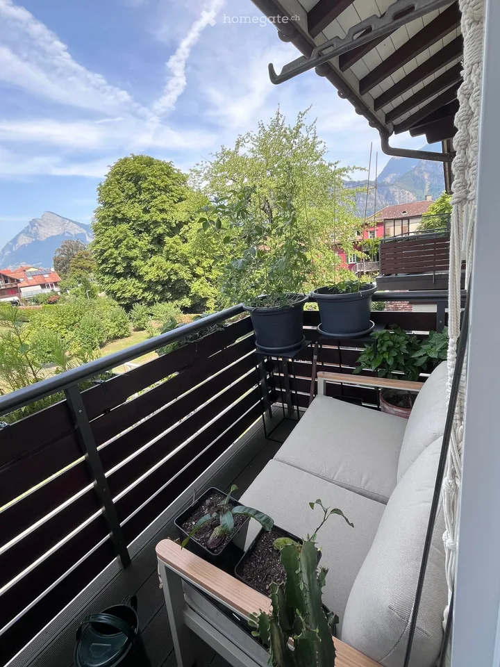 Appartement lumineux 2.5 pièces avec balcon et vue sur les montagnes à Bad Ragaz