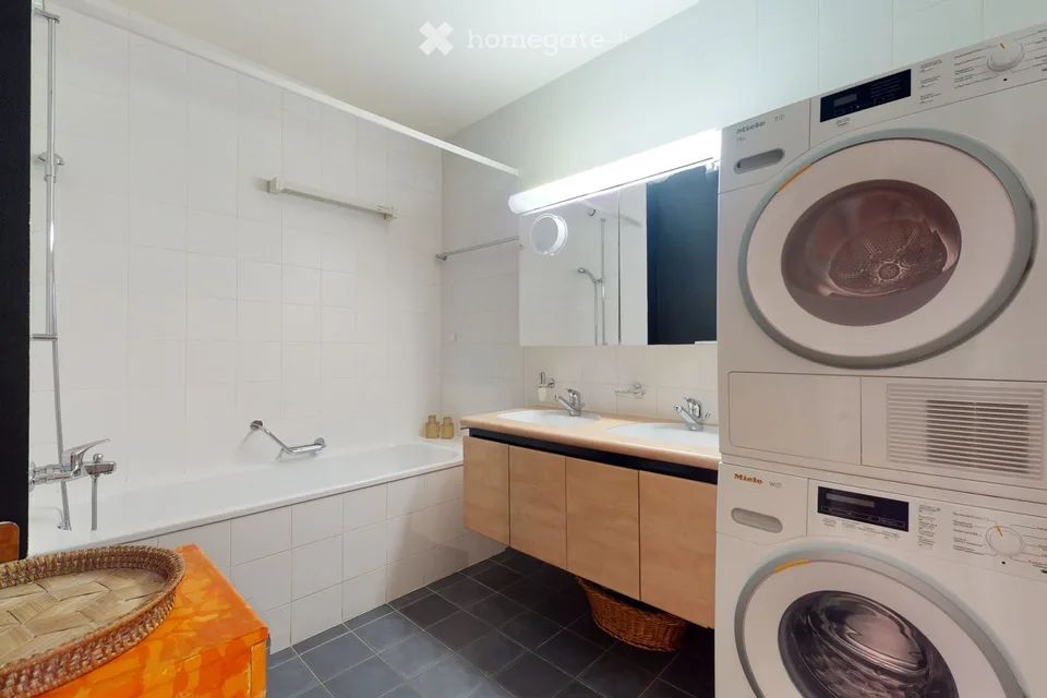 Bright 2.5-room apartment for rent – Geneva, Chemin de la Rochette