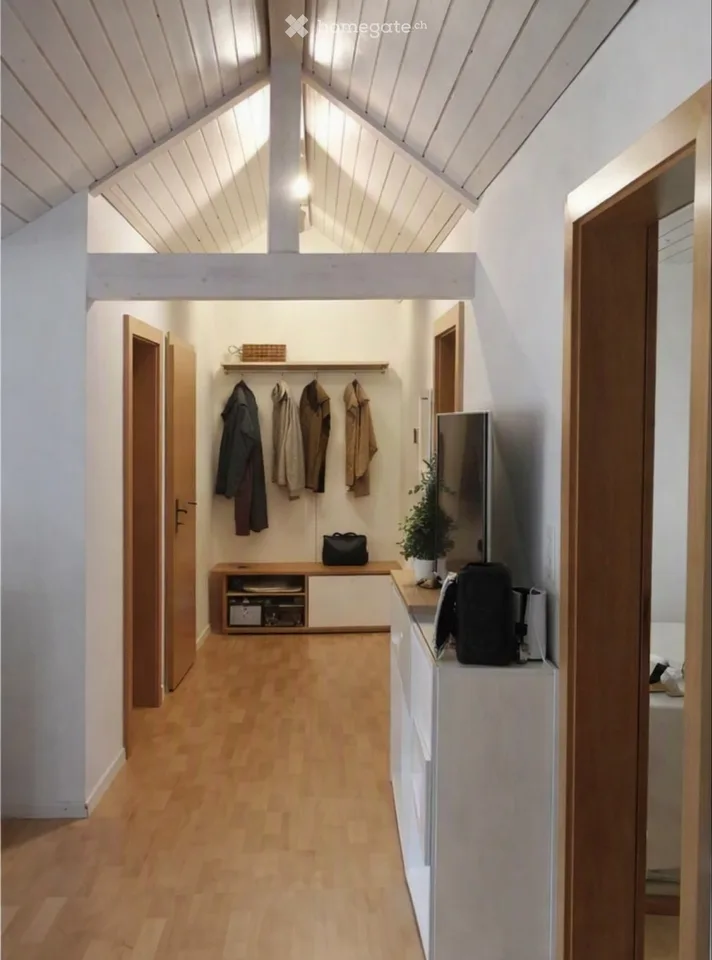 4 Zimmer Dachwohnung zu vermieten