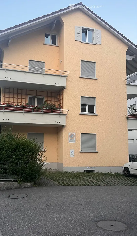 4 Zimmer Dachwohnung zu vermieten