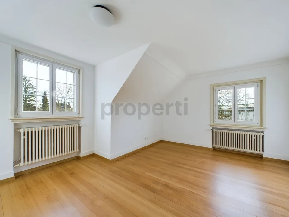 Maison élégante avec équipements de haute qualité et charme unique