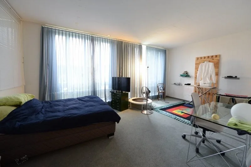 JETZT zu mieten: Wohnen im Loftformat auf 165m2 plus 50m2 Innenhof