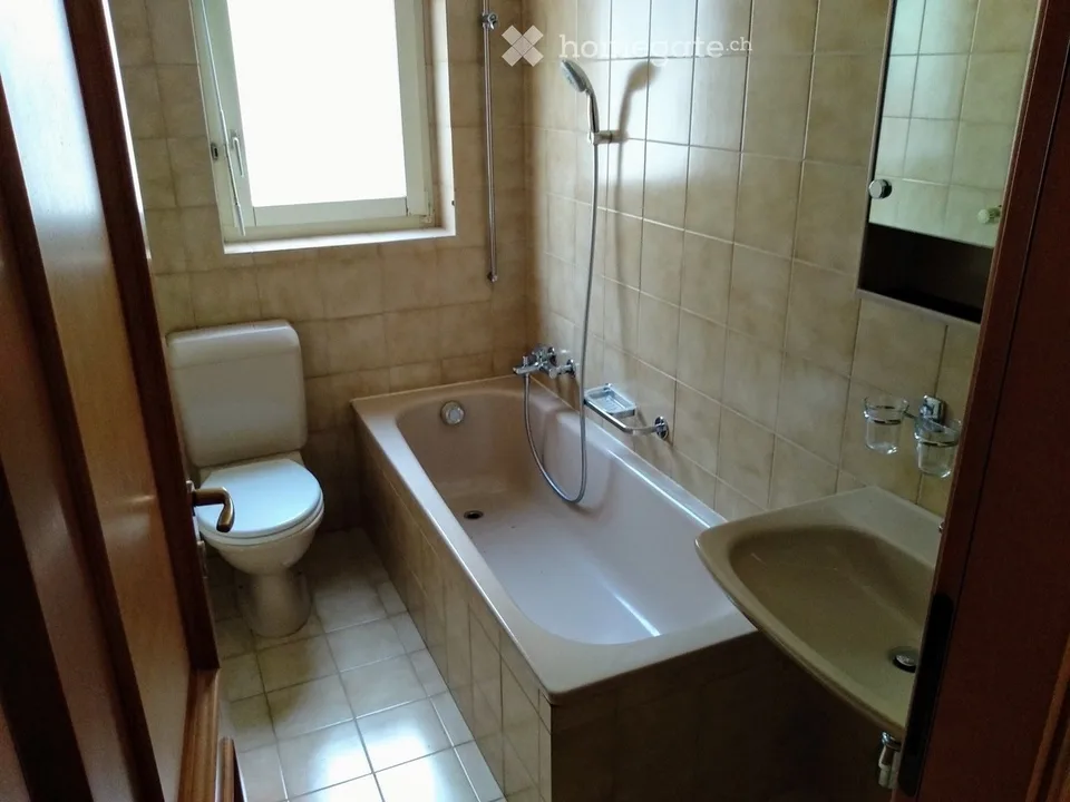Miete 4.5-Zimmer-Wohnung in Montedato (Riazzino)
