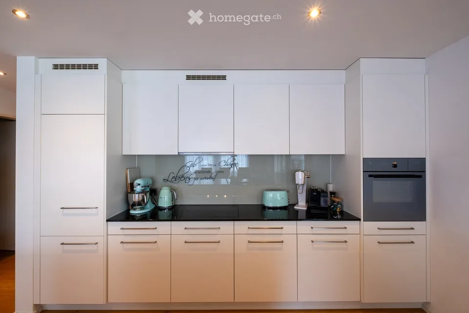 Exklusive 4.5-Zimmer-Maisonette | 122 m² | Loggia | Bergsicht