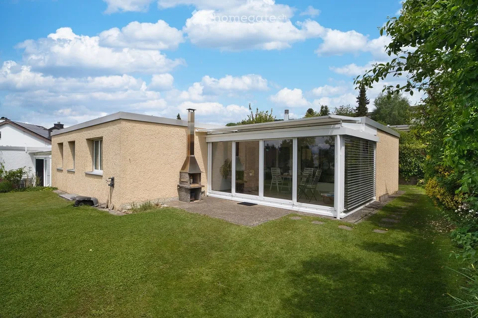 Familienfreundliches 5.5-Zimmer-Doppeleinfamilienhaus in Oberrohrdorf