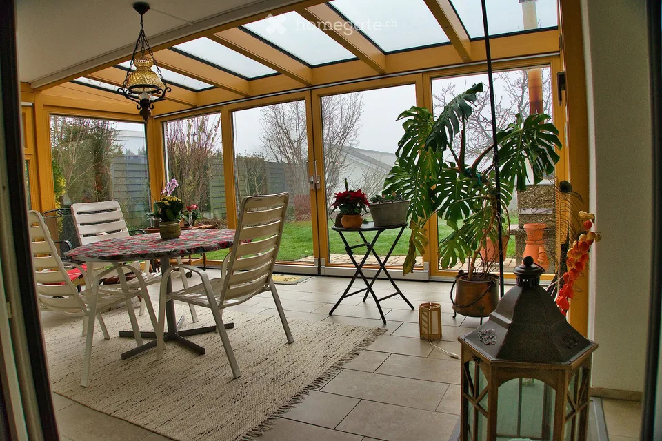 Familienfreundliches 5.5-Zimmer-Doppeleinfamilienhaus in Oberrohrdorf