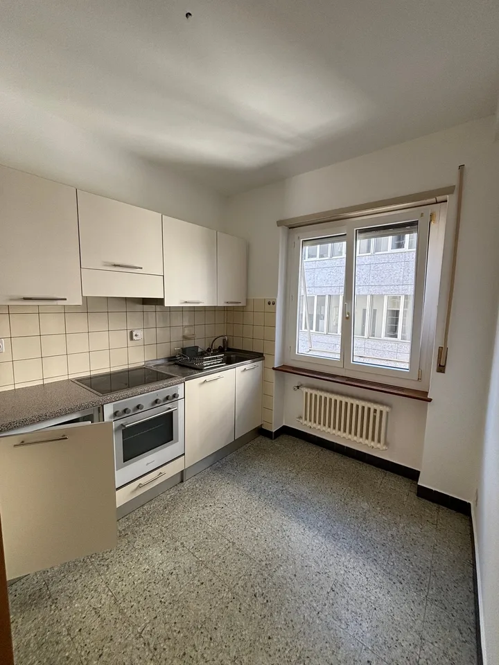 Miete hellen 2.5-Zimmer-Wohnung - Bellinzona Zentrum