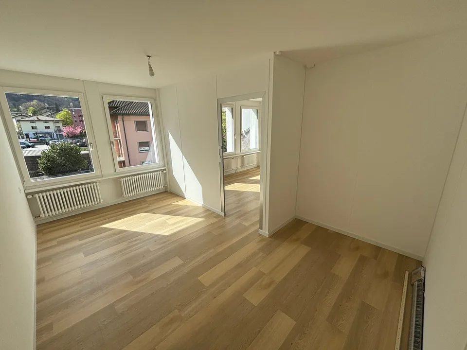Büro in der Stadtmitte zu vermieten, 53 m2 renoviert