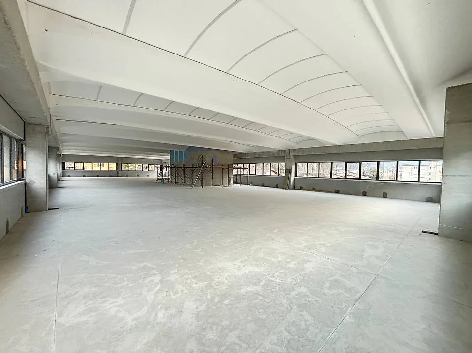 Zu vermieten in Cresciano: Neubau-Halle